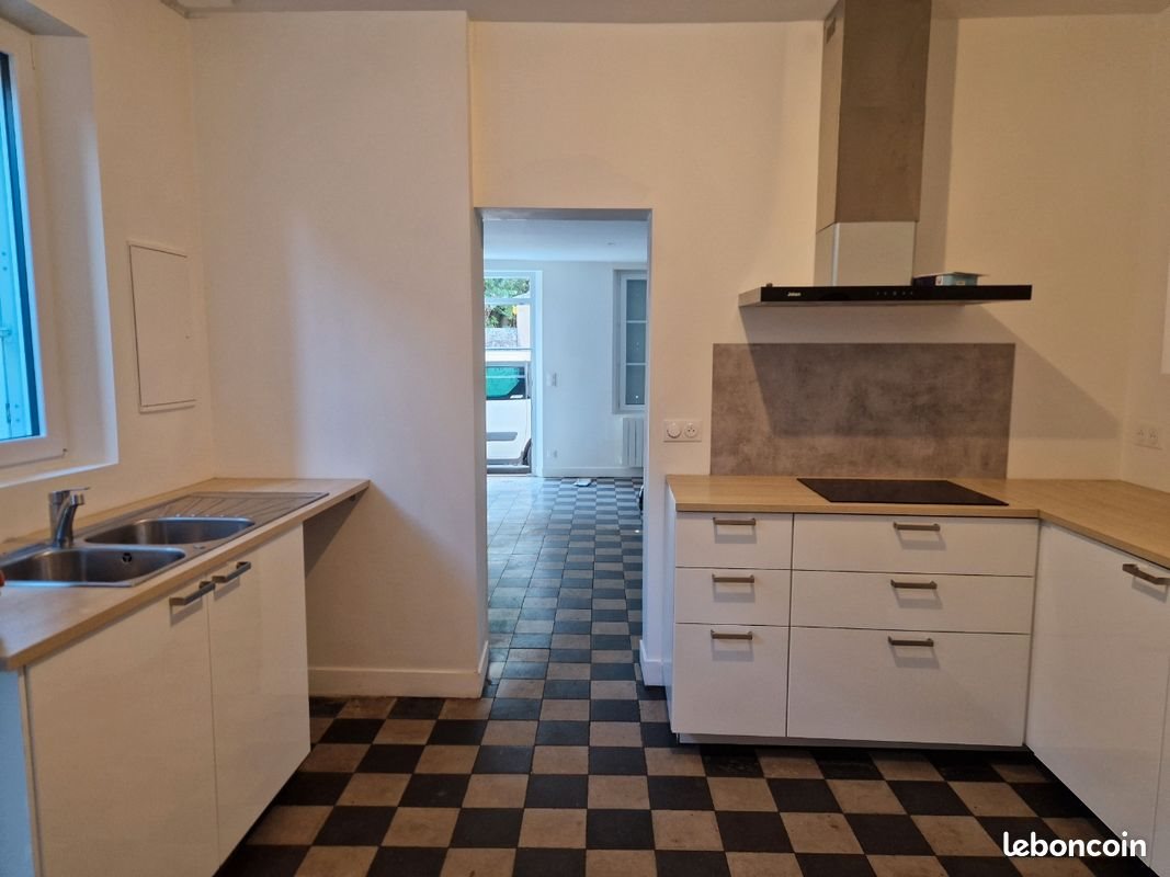 Maison à louer, 70m², Bléré