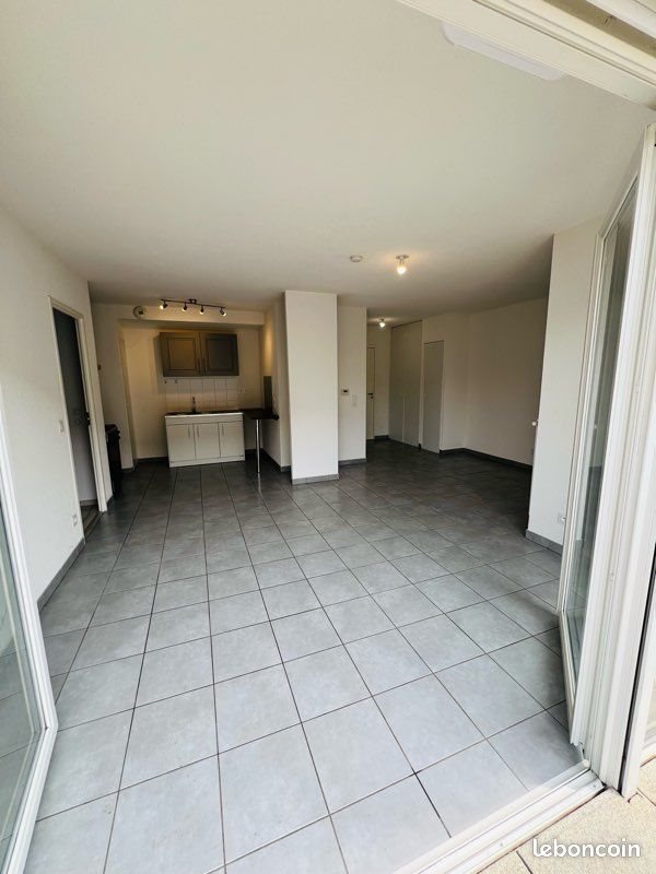 Appartement à louer, 52m², Pollionnay