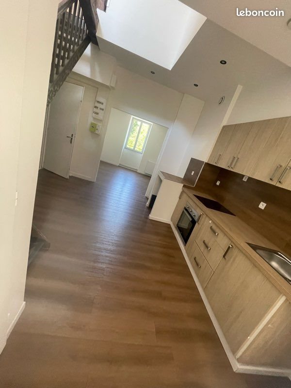 Appartement à louer, 100m², Villersexel