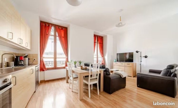 Appartement à louer, 70m², Thiers