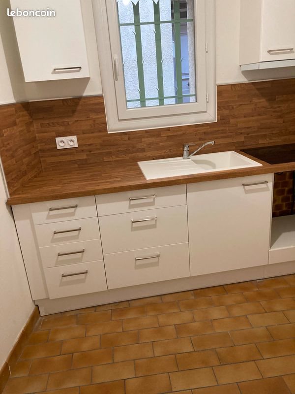 Maison à louer, 70m², Lambesc