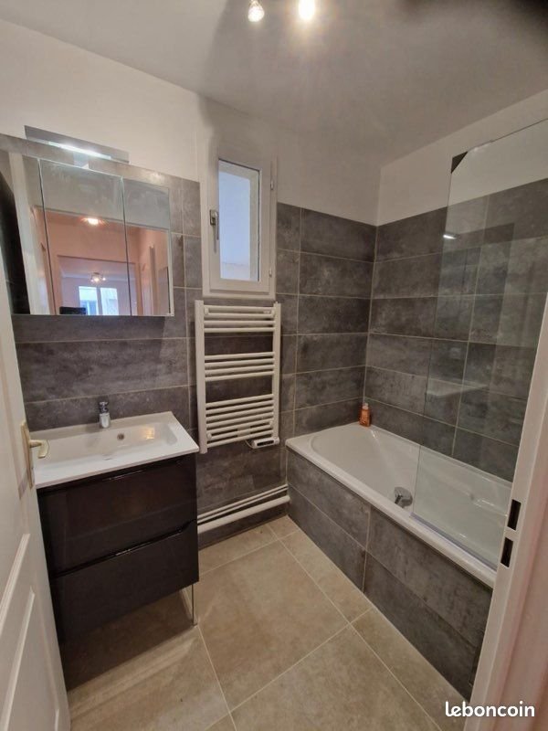 Appartement à louer, 68m², Gif-sur-Yvette