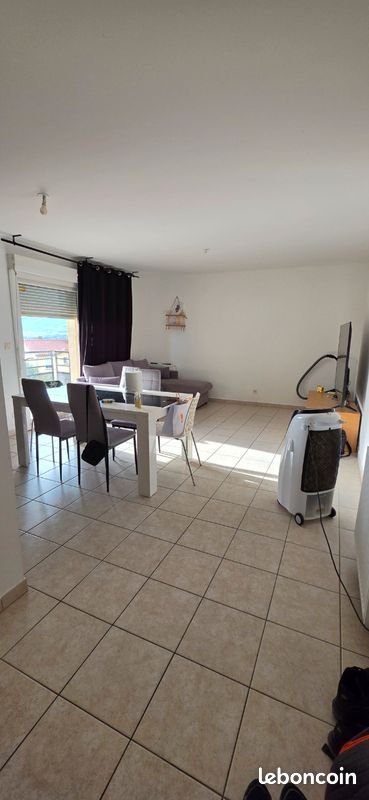 Appartement à louer, 65m², Échalas
