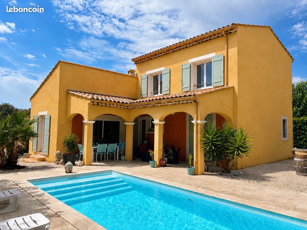 Maison à vendre, 119m², Saint-Martin-de-Crau