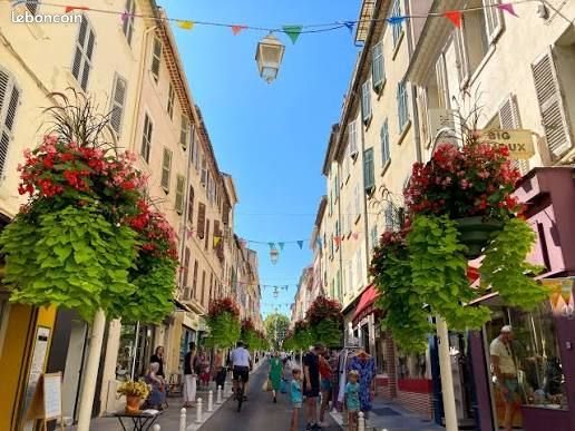 Appartement à louer, 27m², Toulon