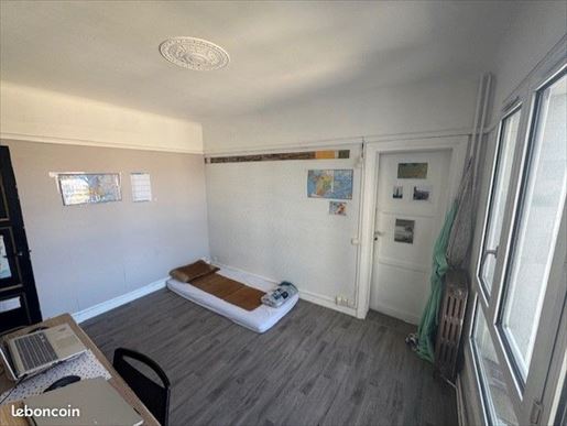 Advert pic 0