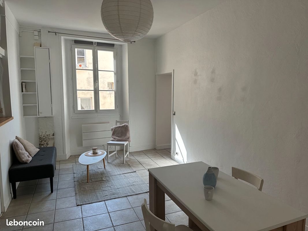 Appartement à louer, 57m², Versailles