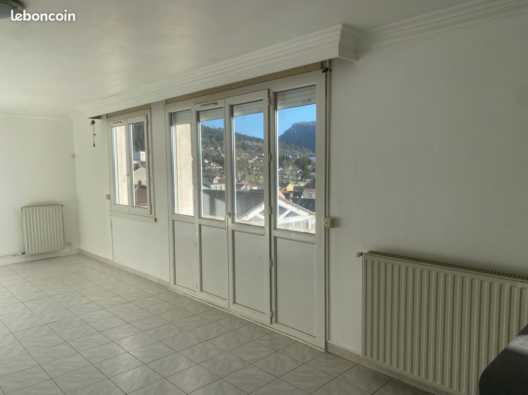 Appartement à louer, 70m², Oyonnax