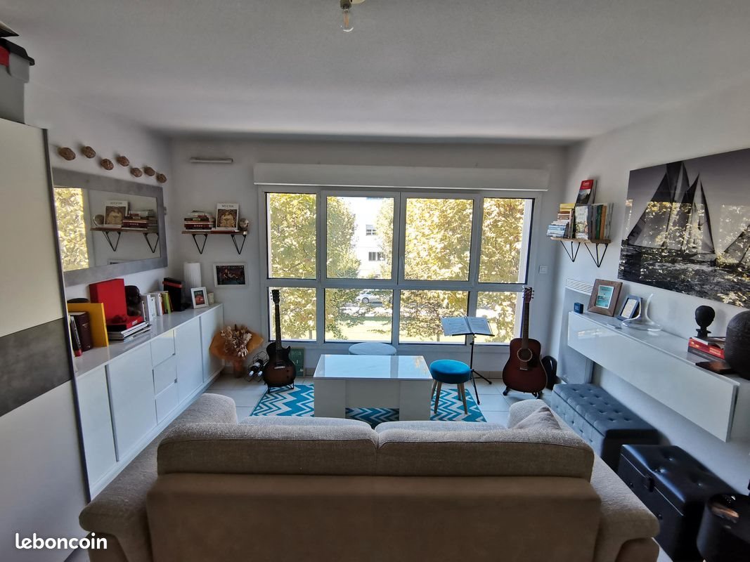 Appartement à louer, 46m², Bordeaux