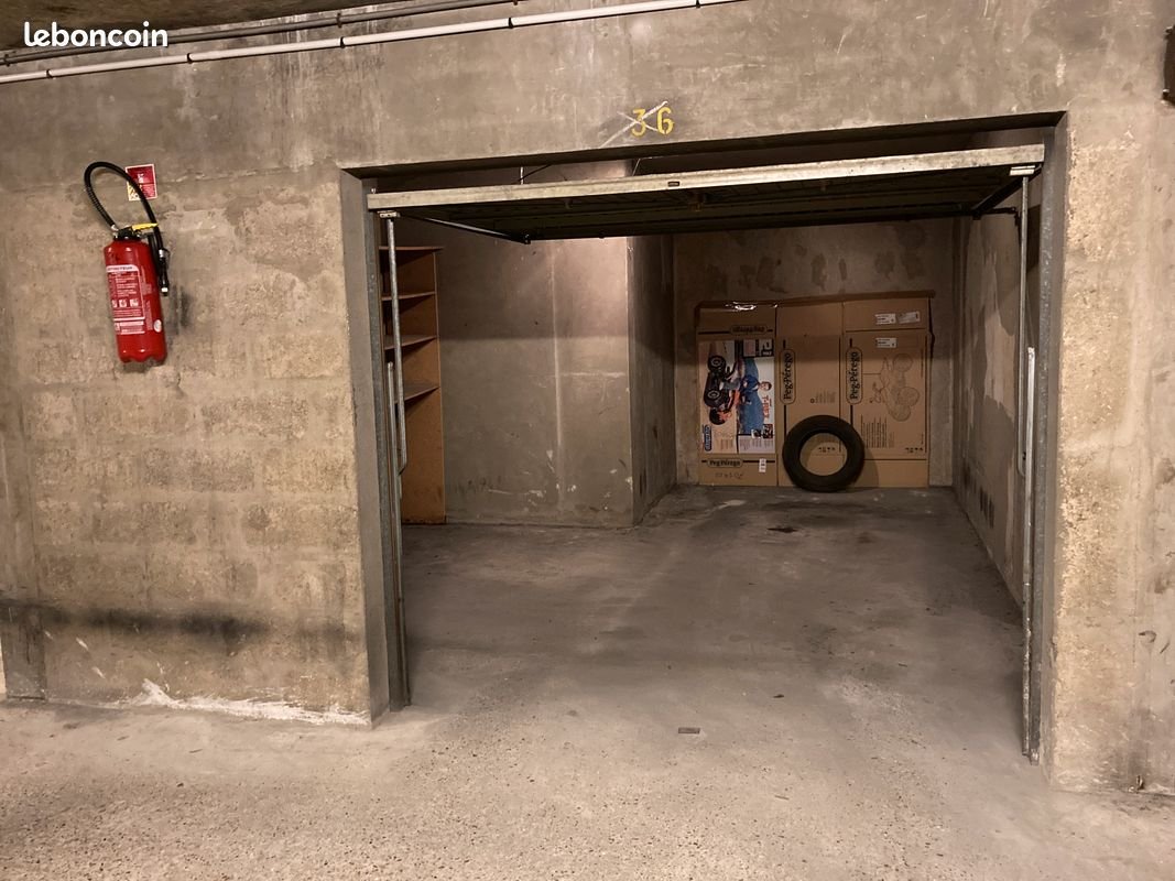 Maison à louer, 1m², Paris 17ème