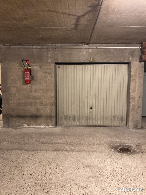 Maison à louer, 1m², Paris 17ème