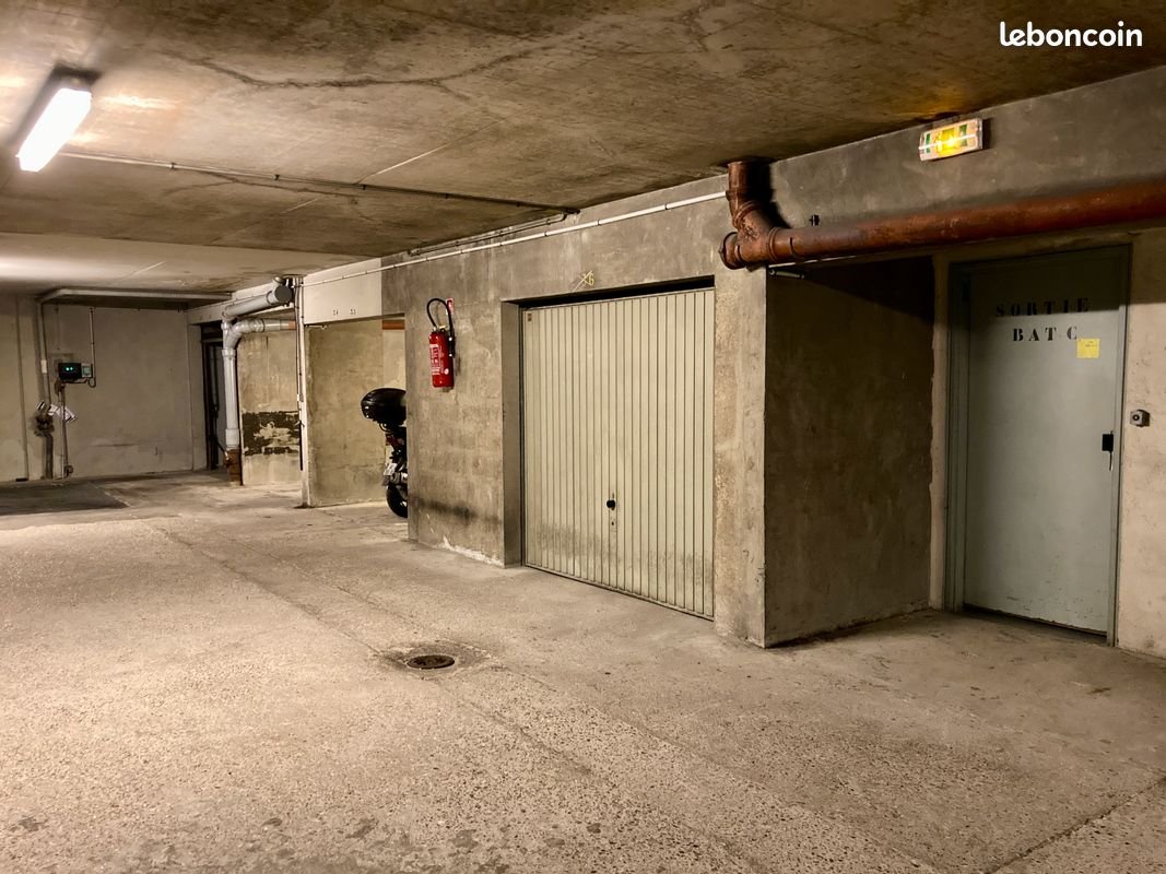 Maison à louer, 1m², Paris 17ème