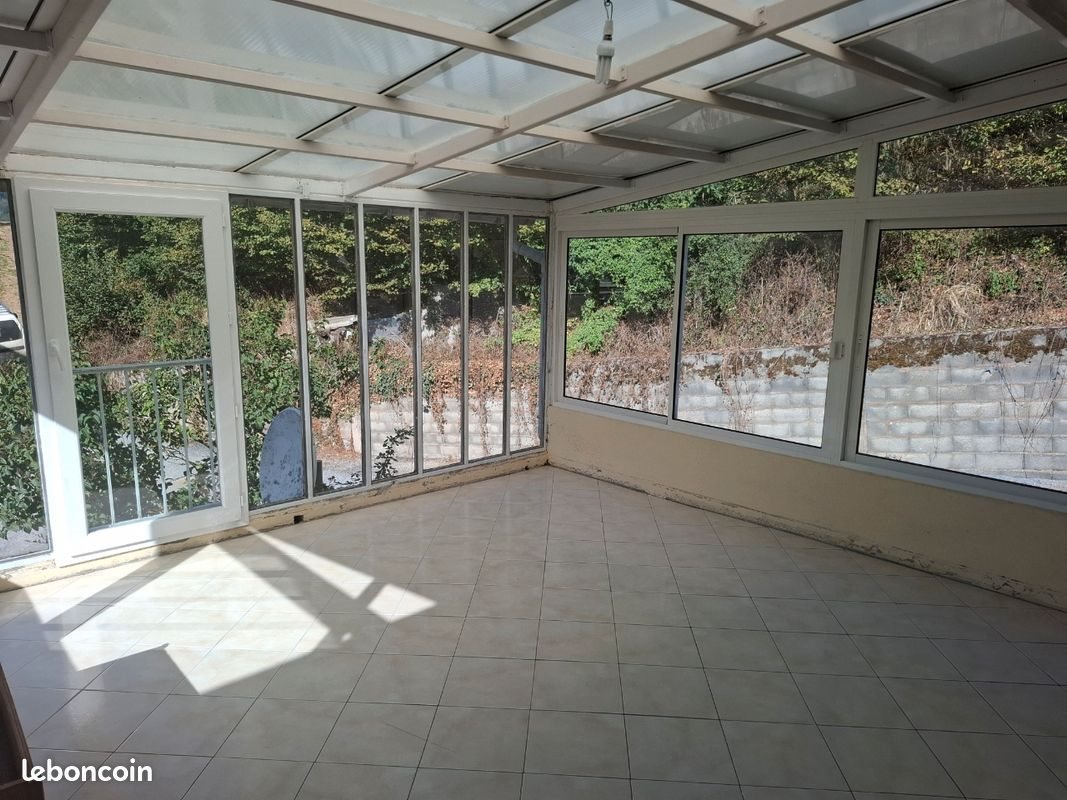 Maison à louer, 95m², Lacaune