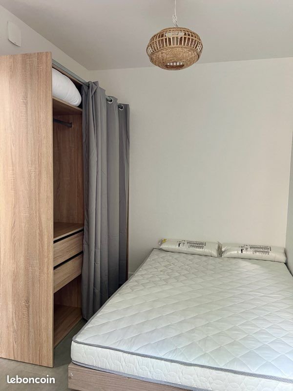 Appartement à louer, 27m², Rochefort