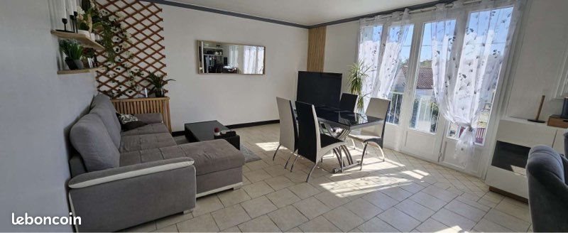Appartement à louer, 75m², Villemandeur