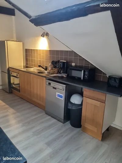 Appartement à louer, 100m², Solesmes
