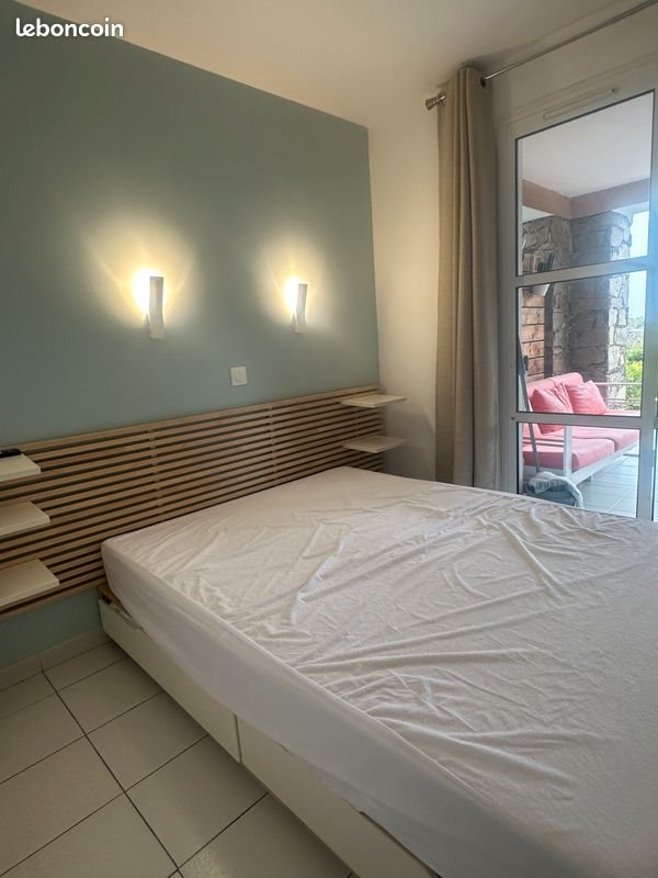 Appartement à louer, 28m², Saint-Raphaël