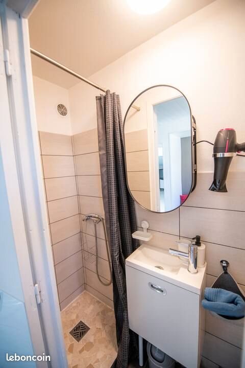 Appartement à louer, 25m², Saint-Étienne