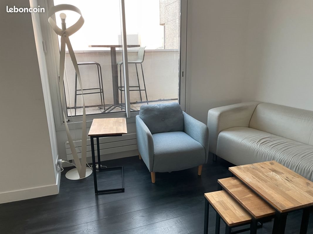 Appartement à louer, 82m², Courbevoie