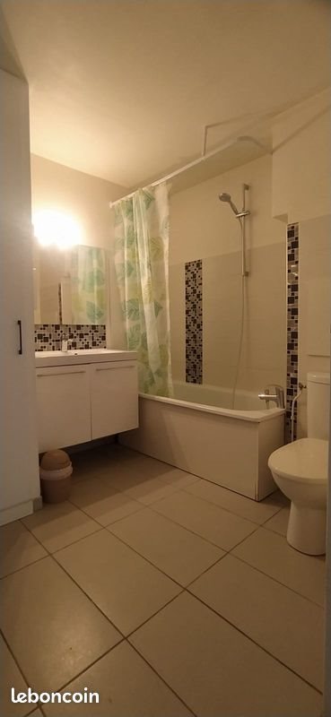 Appartement à louer, 29m², Paris 18ème