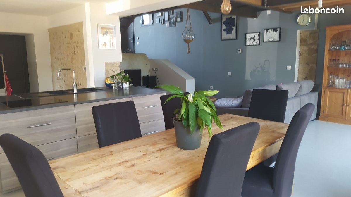 Maison à vendre, 140m², Saint-Hilaire-du-Rosier