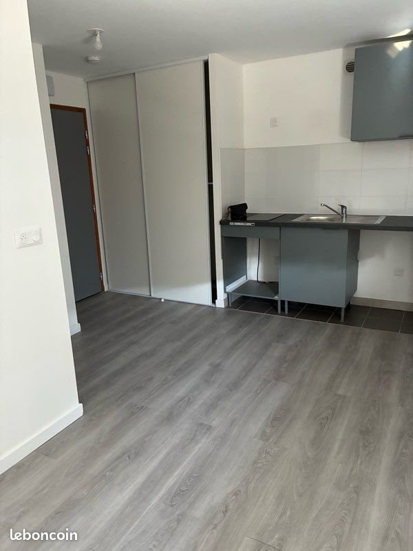 Appartement à louer, 18m², Mantes-la-Ville