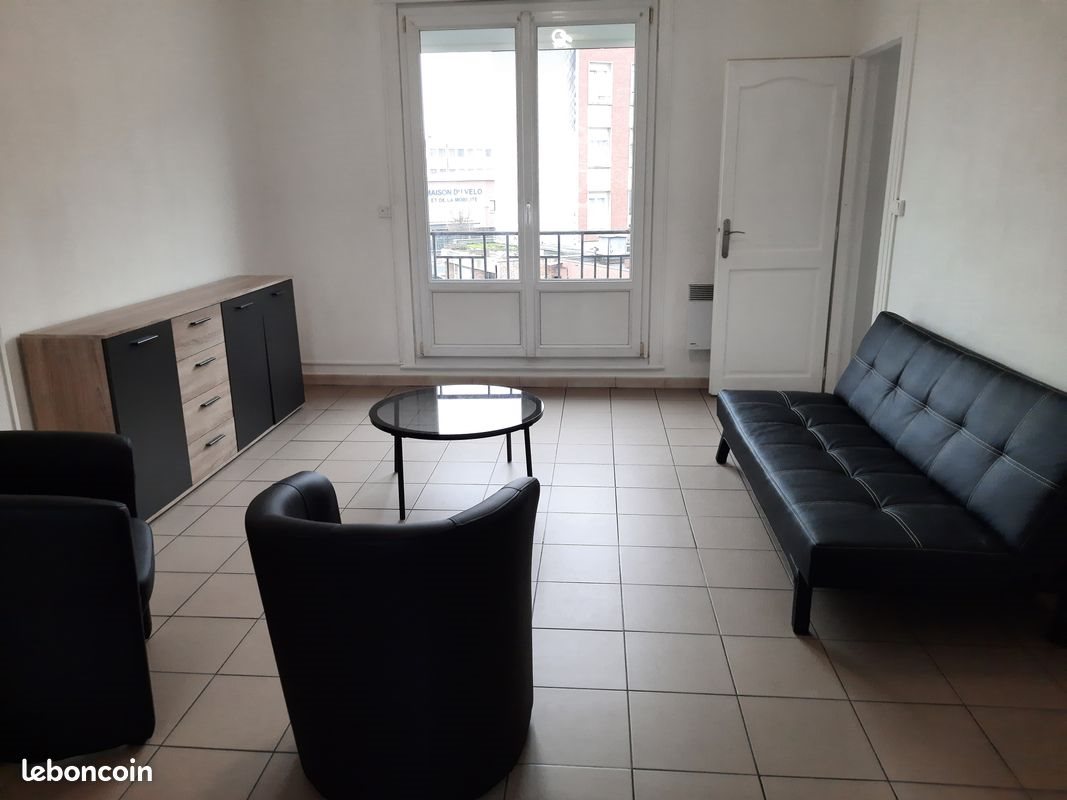 Appartement à louer, 49m², Douai