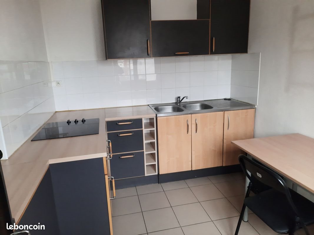 Appartement à louer, 49m², Douai
