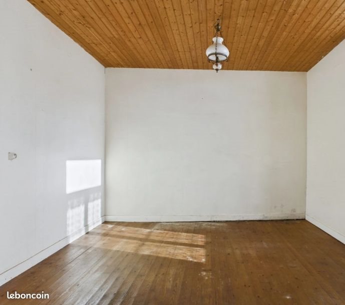 Maison à louer, 110m², Bourneau