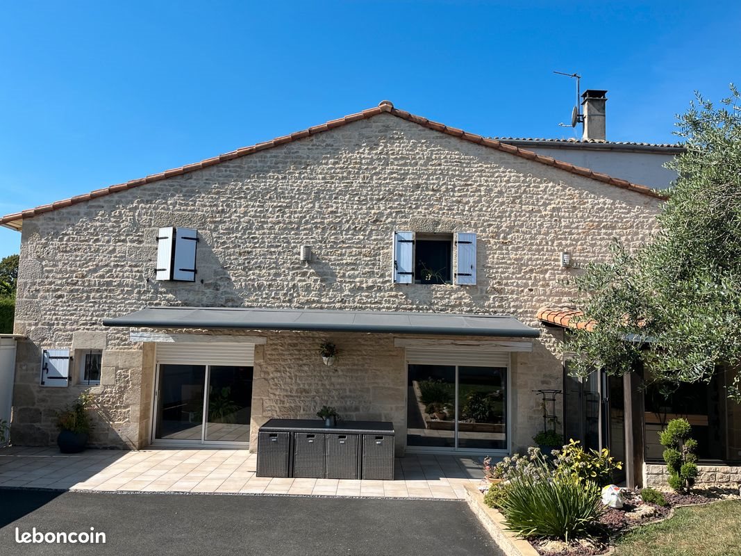 Maison à vendre, 135m², La Crèche