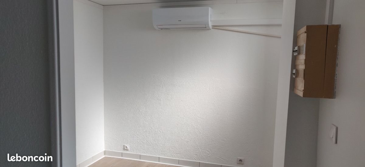 Appartement à louer, 19m², Brive-la-Gaillarde