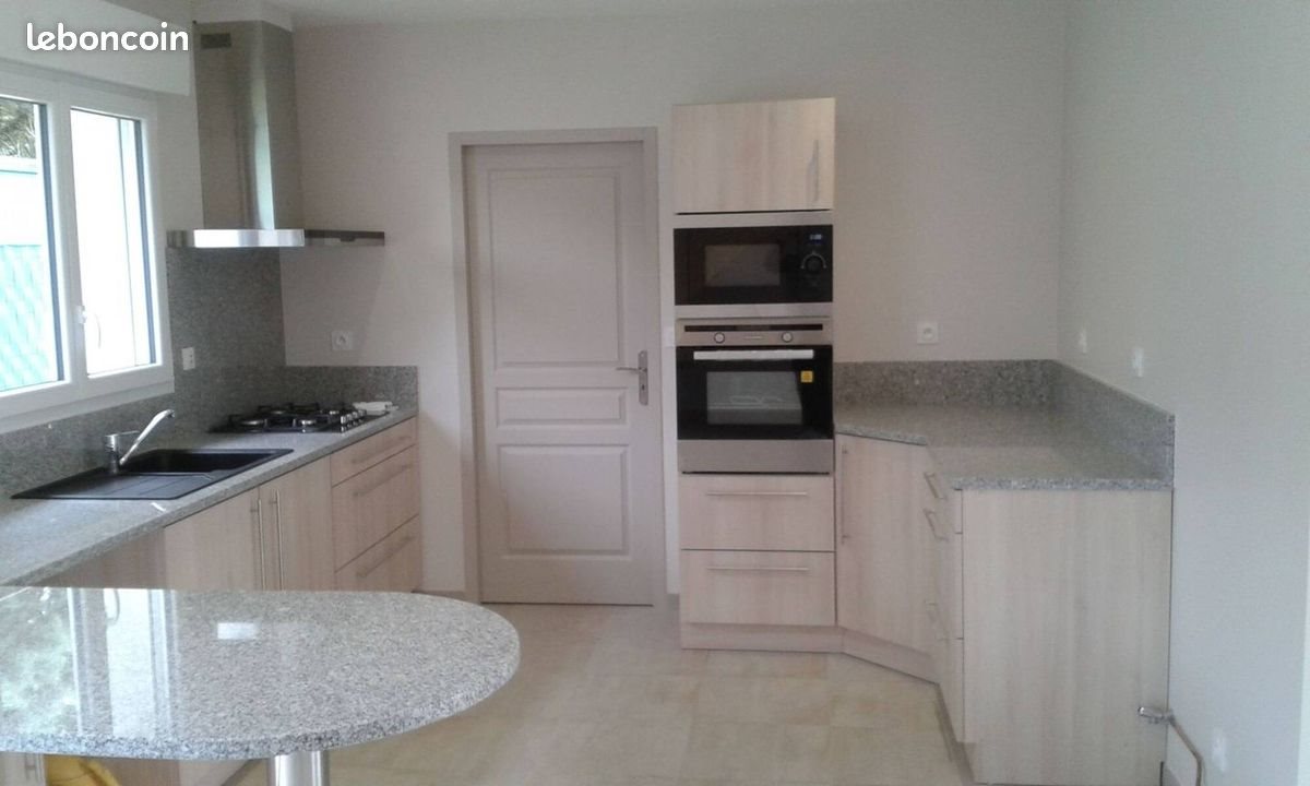 Maison à louer, 167m², Bourges