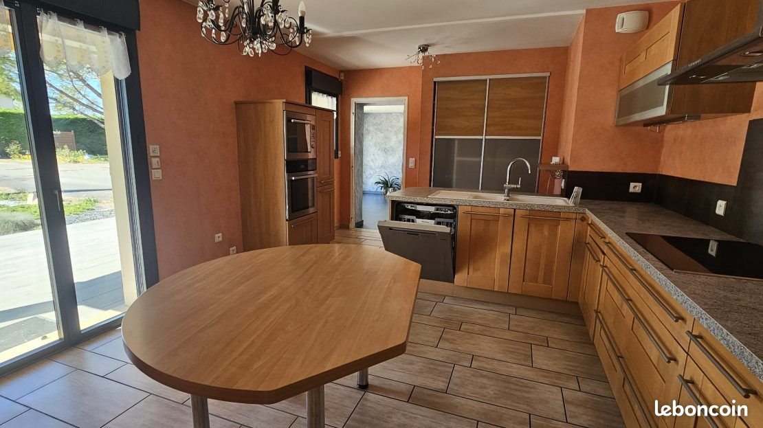 Maison à vendre, 238m², Givry