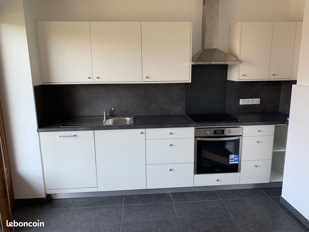 Appartement à louer, 100m², Ville-la-Grand