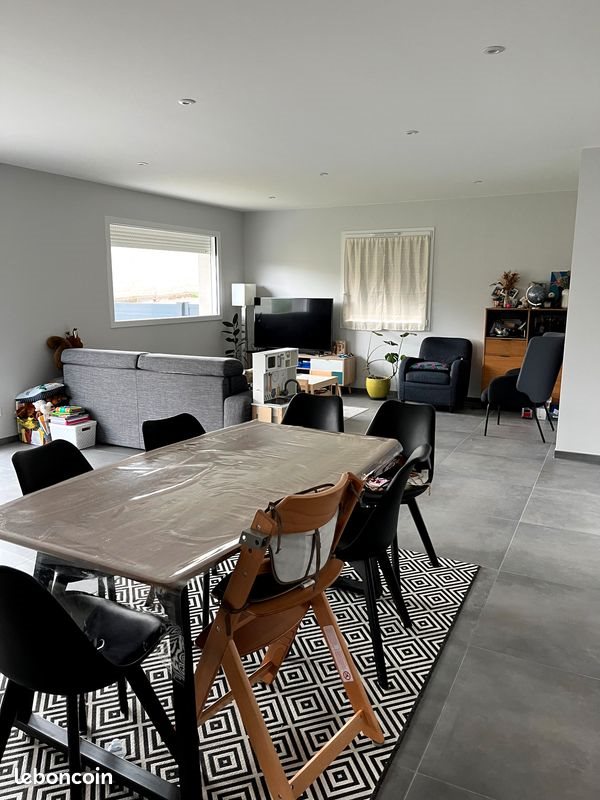 Maison à louer, 126m², Saint-Just-Saint-Rambert