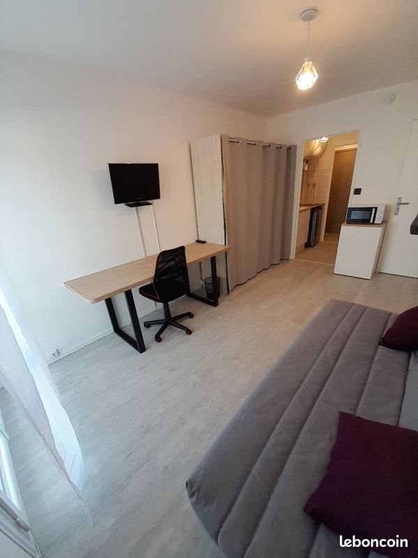 Appartement à louer, 21m², Niort