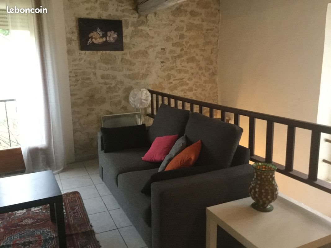 Appartement à louer, 40m², Roquemaure