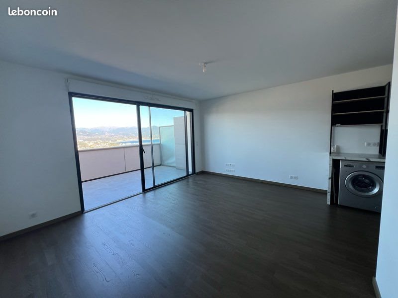 Appartement à louer, 44m², Ajaccio