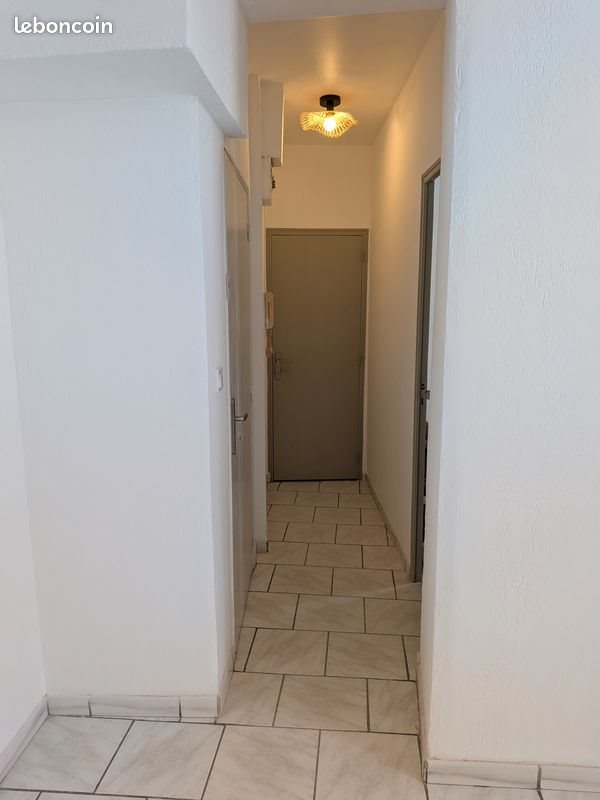 Appartement à louer, 48m², Cuers