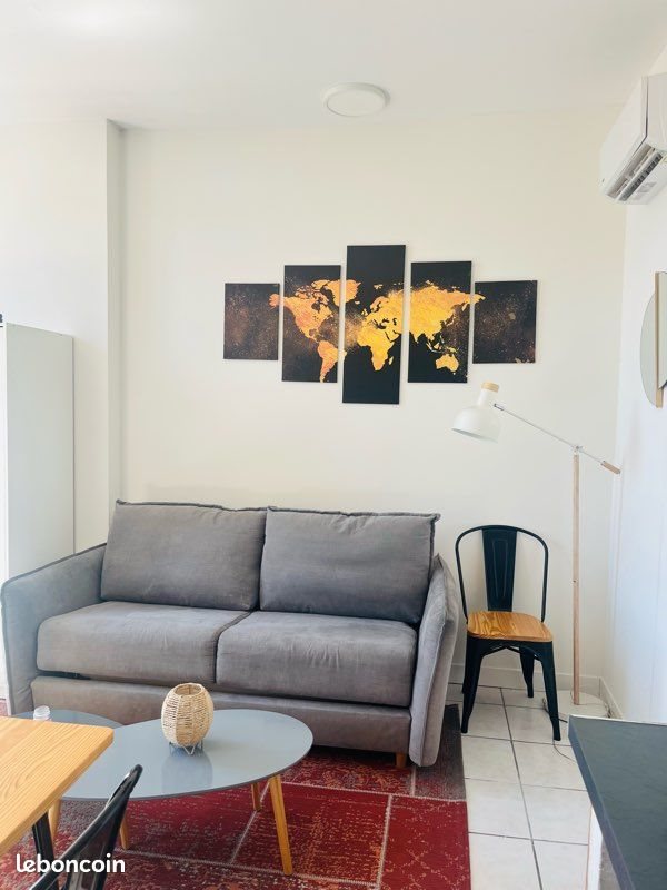 Appartement à louer, 27m², Marseille 4ème
