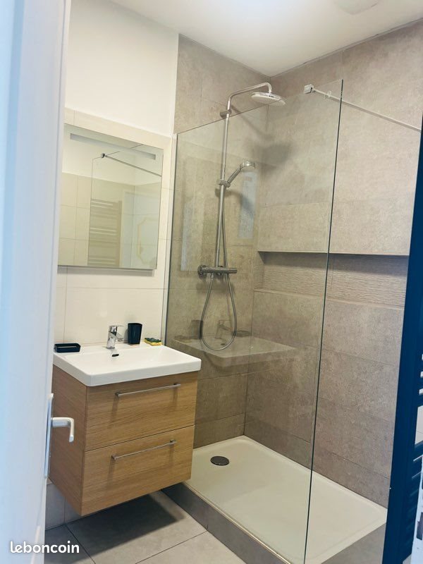 Appartement à louer, 27m², Marseille 4ème