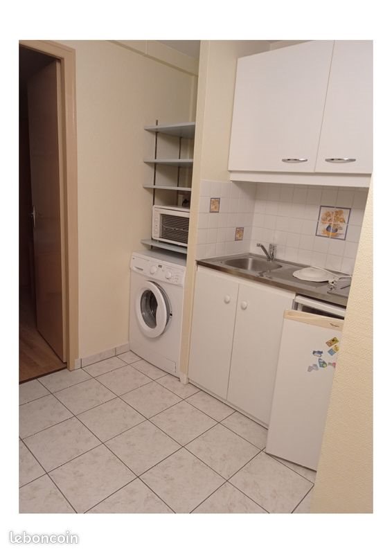 Appartement à louer, 19m², Niort