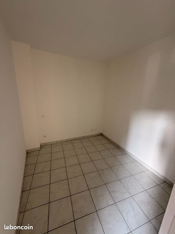 Appartement à louer, 24m², Marvejols