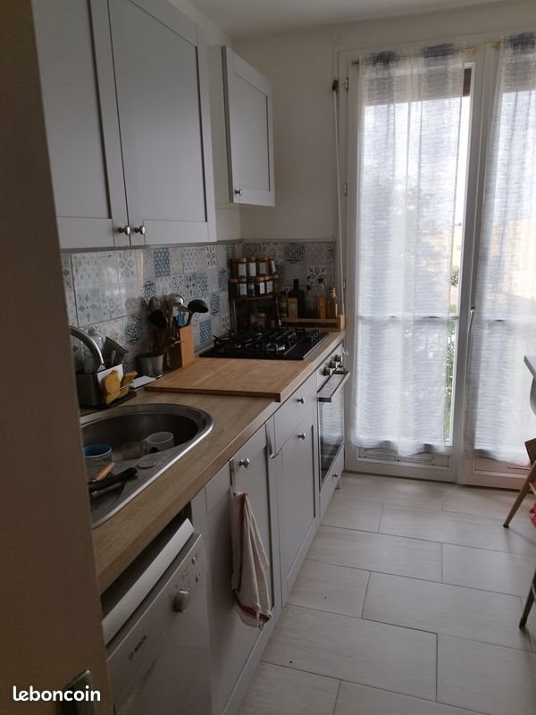 Appartement à louer, 85m², Talence