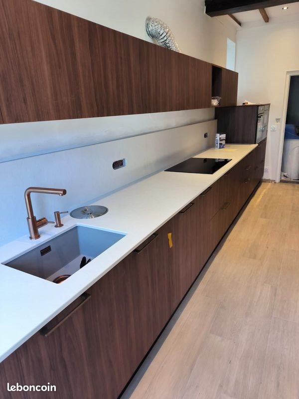 Maison à louer, 232m², Saint-Geoire-en-Valdaine
