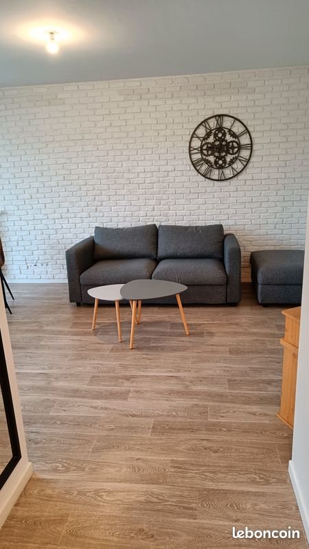Appartement à louer, 43m², Nandy