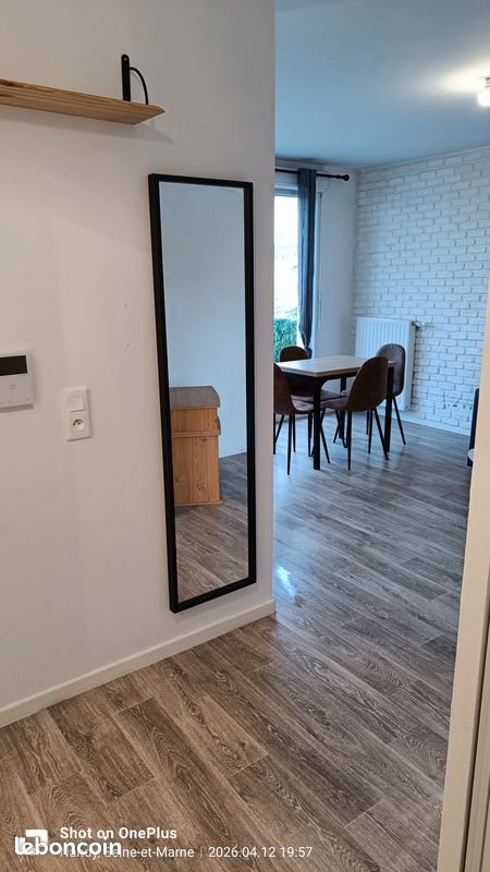 Appartement à louer, 43m², Nandy