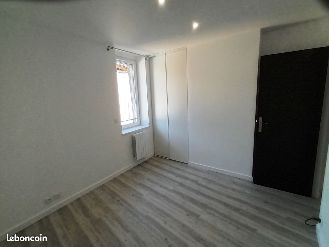 Appartement à louer, 53m², Thiers