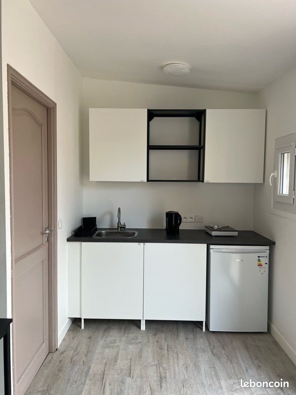Appartement à louer, 23m², Eguilles