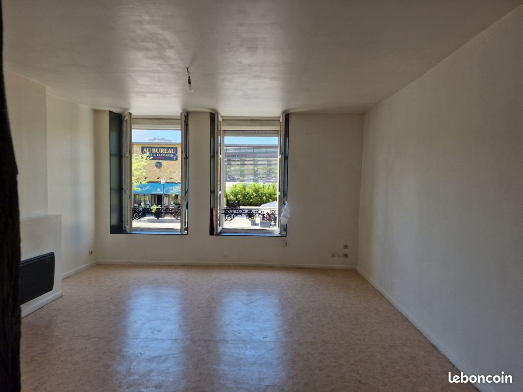 Appartement à louer, 38m², Charleville-Mézières